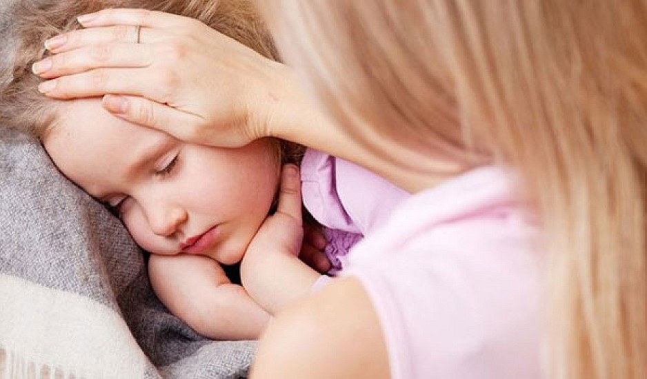 Ηλίας Μόσιαλος: Τι γνωρίζουμε για τα κρούσματα ηπατίτιδας στα παιδιά – Τι πρέπει να προσέχουν οι γονείς