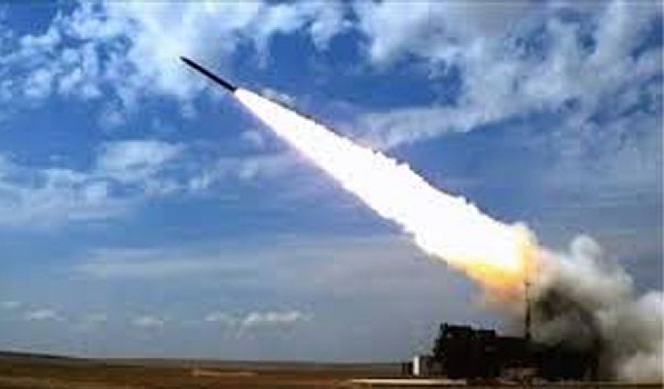 Η Βόρεια Κορέα εκτόξευσε 2 πυραύλους αδιευκρίνιστου τύπου. Η αντίδραση των ΗΠΑ