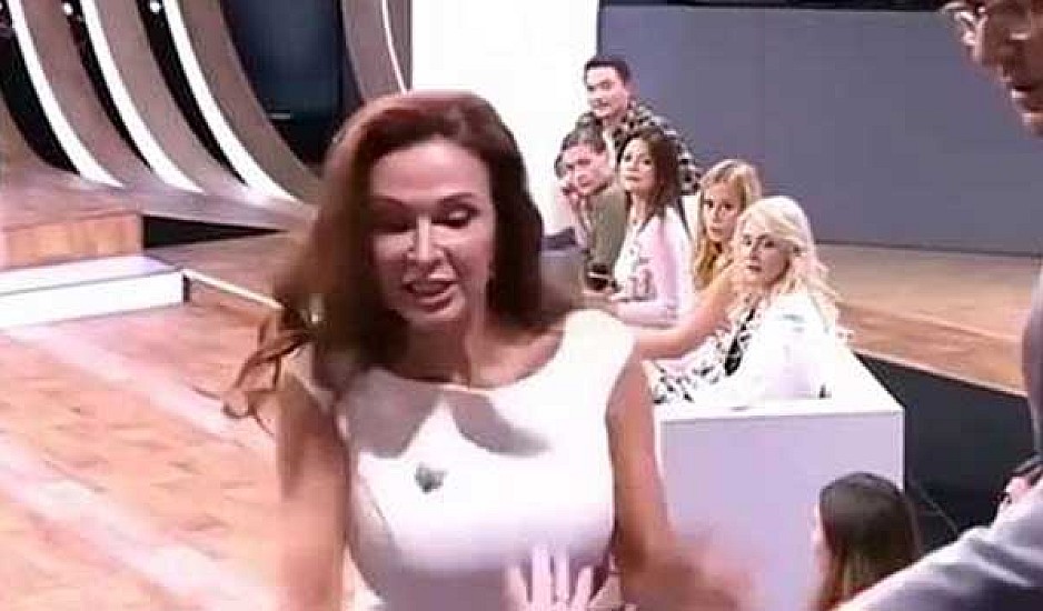 Έξαλλη Ρωσίδα σταρ χαστούκισε τηλεθεάτρια on camera! Βίντεο