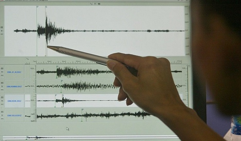 Σεισμός: Πληροφορίες για πτώσεις βράχων στη Χίο