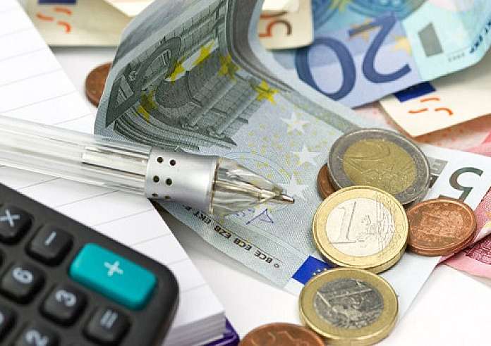 Αλλάζουν όλα στα τεκμήρια διαβίωσης από το 2025 – Ποιοι θα δουν οριζόντια μείωση 30%