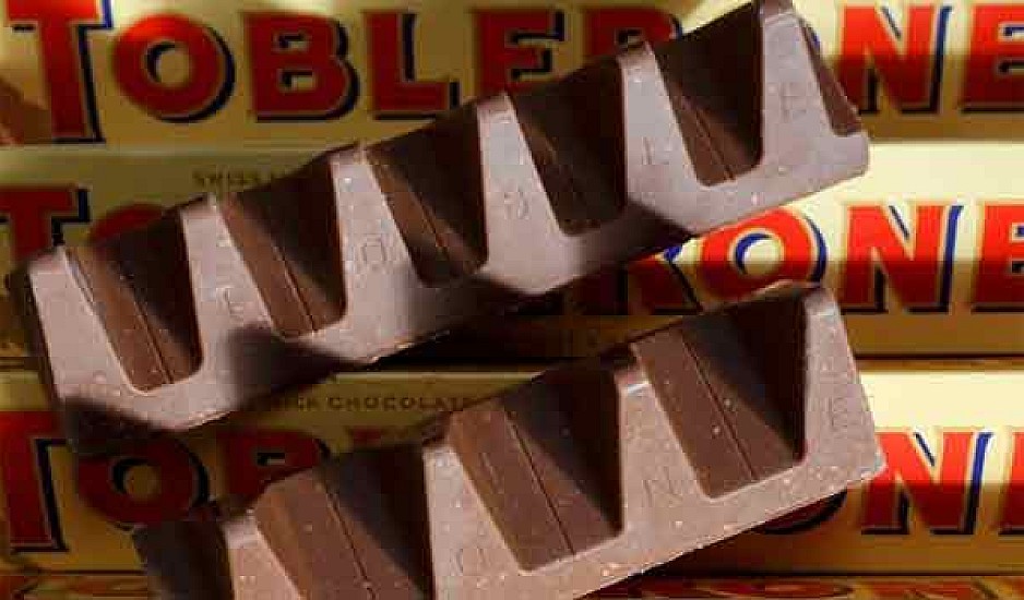 H σοκολάτα Toblerone επιστρέφει στο κλασικό της σχήμα