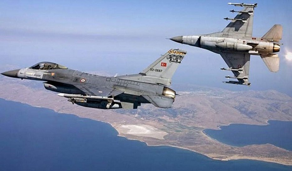 Αιγαίο: 56 τουρκικές παραβιάσεις και μία εικονική αερομαχία