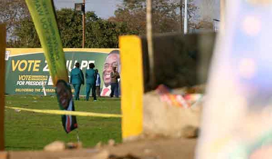 Έκρηξη στο στάδιο όπου μιλούσε ο πρόεδρος της Ζιμπάμπουε με πολλούς τραυματίες