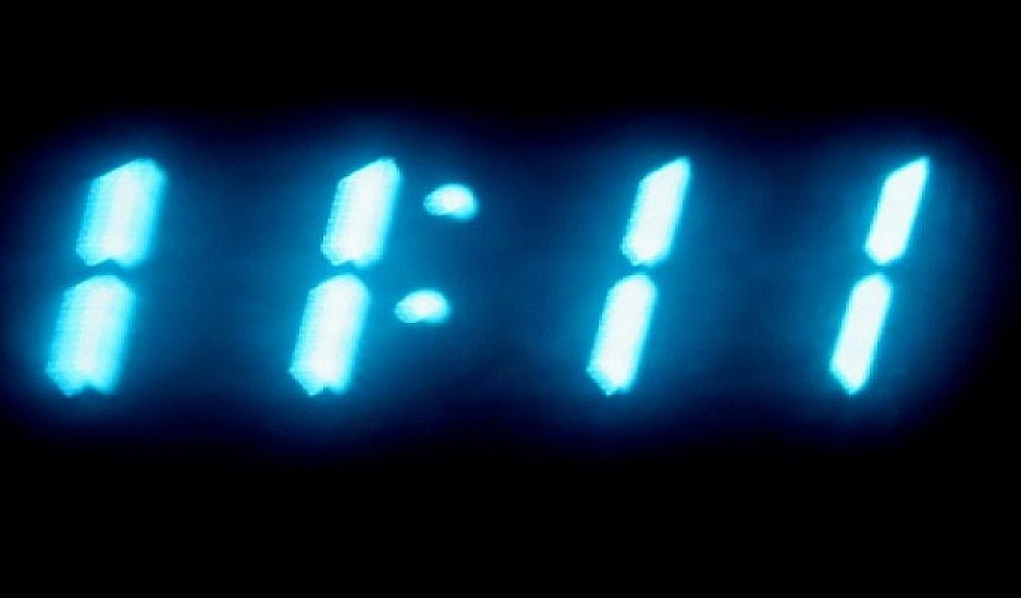 Τι σημαίνει αν πετυχαίνετε συνέχεια το ρολόι στις 11:11