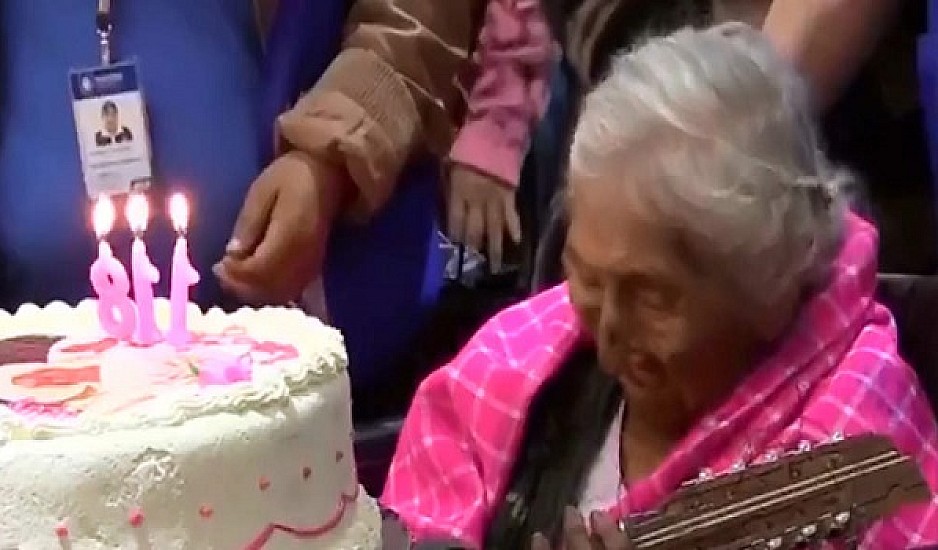 Η γηραιότερη γυναίκα του κόσμου έκλεισε τα 118 και το γιόρτασε