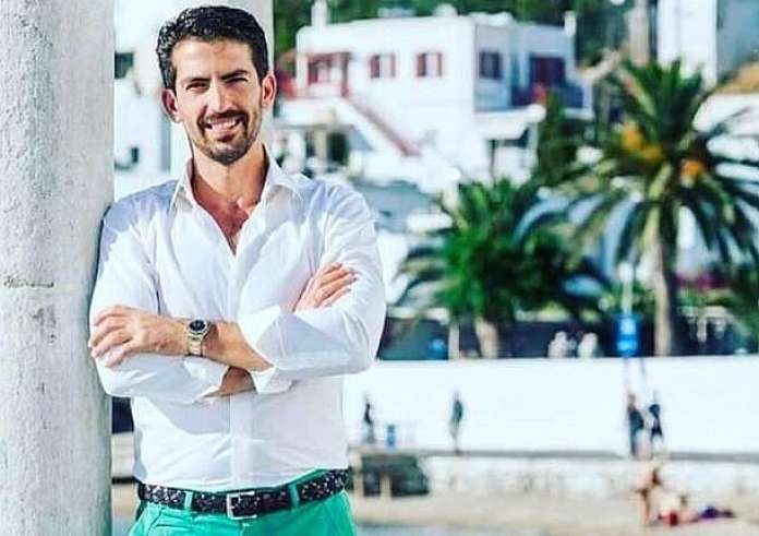 Θλίψη στη Μύκονο: Πέθανε ο γνωστός κοσμηματοπώλης Φώτης Πονηρός