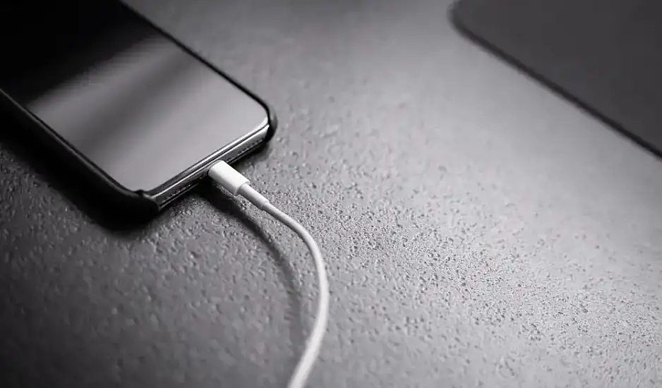 iPhone: Το «κρυφό κουμπί» που ξεκλειδώνει 22 κόλπα με τριπλό κλικ
