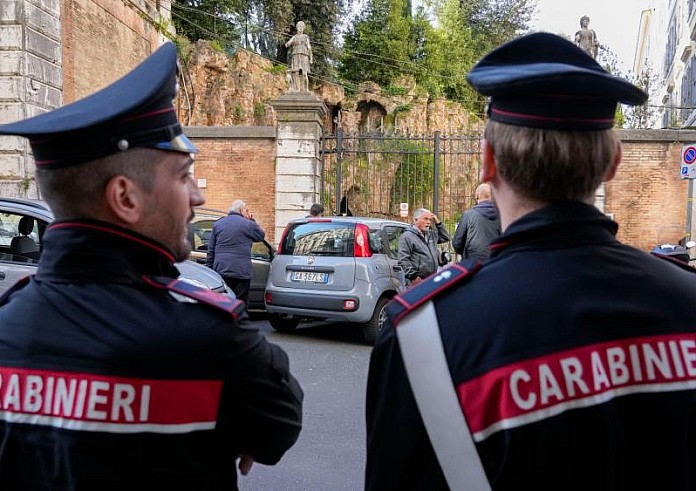 Φρικτό έγκλημα στη Ρώμη: Σκότωσε τη μητέρα του και την έκρυψε στην ντουλάπα