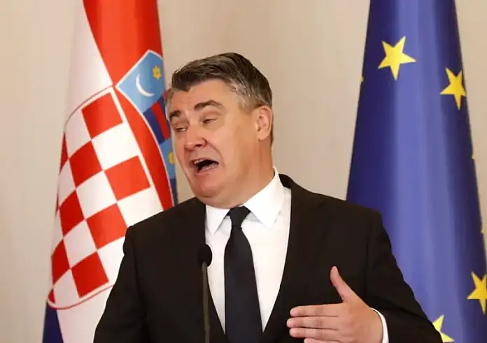 Προκαλεί ξανά ο πρόεδρος της Κροατίας: Τους μοίρασαν στις φυλακές για να τους δείρουν και να τους βιάσουν