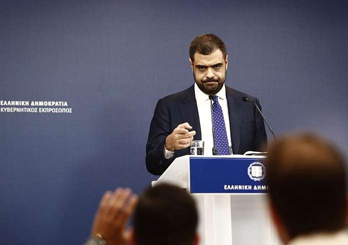 Μαρινάκης: Μεγαλοπρεπές άδειασμα στον Μηταράκη - «Δεν καταργείται η πανεπιστημιακή αστυνομία»