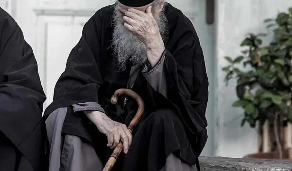 Άγιο Όρος: Συνελήφθη μοναχός για ξυλοδαρμό ενός άλλου