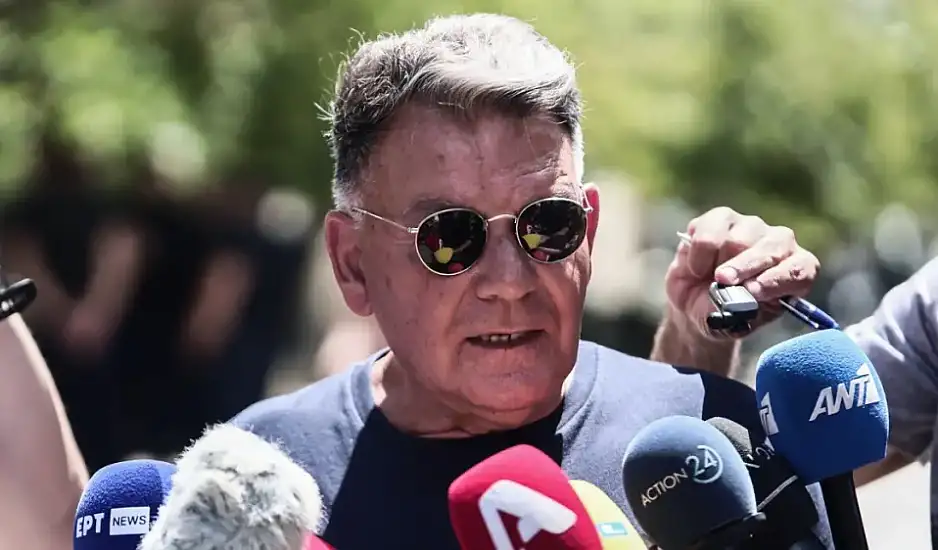 Κα Αχτσιόγλου, δυστυχώς είναι πολύ αργά για κλάματα. Κασσελάκη, δεν σημαίνει τίποτα ότι σε ψήφισαν 65.000 όμοιοί σου