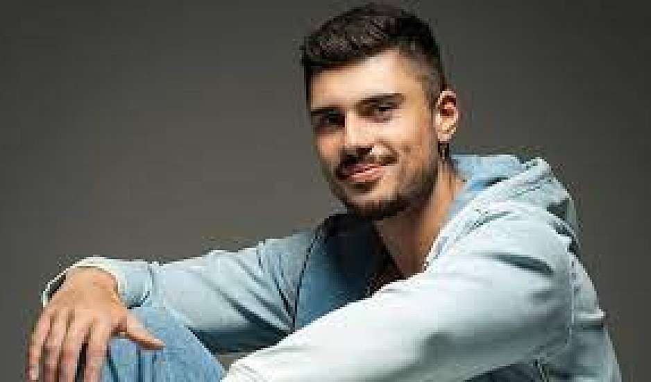 Eurovision 2023: Ποιος είναι το 25χρονος Andrew Lambrou που εκπροσωπεί την Κύπρο στον διαγωνισμό