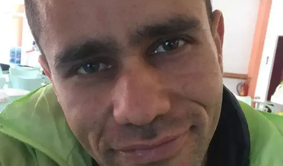 Κρυφτείτε πίσω, μας βλέπουν και εκνευρίζονται. Καρατομούνται ο διοικητής του Α’ Λιμενικού και τρεις αξιωματικοί