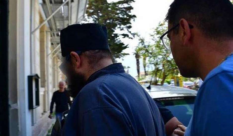 Αργολίδα: Δύο τα χυδαία βίντεο του Αρχιμανδρίτη στον 12χρονο – Τι δηλώνουν οι γονείς του παιδιού