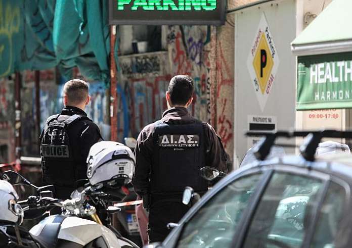 Πειραιάς: Ζήτησε και πήρε προθεσμία ο 68χρονος δολοφόνος για την απολογία του – Χωρίς δικηγόρο στα δικαστήρια