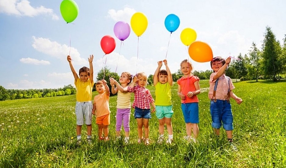 Όμορφα μπαλόνια και Παιδικά Πάρτι: Ένας Κόσμος Γεμάτος Χρώματα και Χαμόγελα