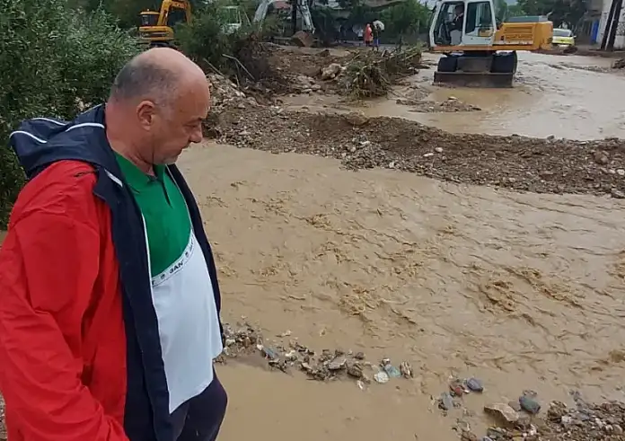 Αχιλλέας Μπέος: Περιμένουμε τον Στέφανο Κασσελάκη στον Βόλο - Να πάρει και τον Τάιλερ μαζί του, να πιάσουν τα φτυάρια