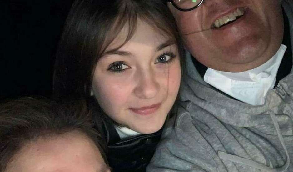 16χρονη πέθανε από ηλεκτροπληξία στην μπανιέρα – Μιλούσε στο κινητό της