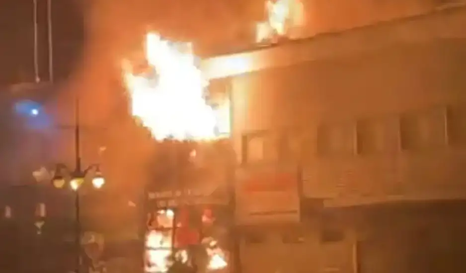 Οργή στο Παρίσι για τη δολοφονία 17χρονου από σφαίρα αστυνομικού