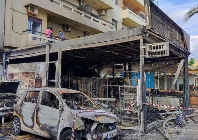 Ρέθυμνο: Ένας ανήλικος πίσω από την καταστροφική φωτιά σε σούπερ μάρκετ