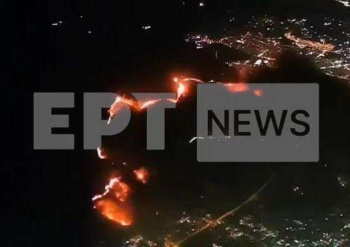 Συγκλονιστικό βίντεο: Η φωτιά στην Πάρνηθα όπως φαίνεται από αεροπλάνο στα 35.000 πόδια