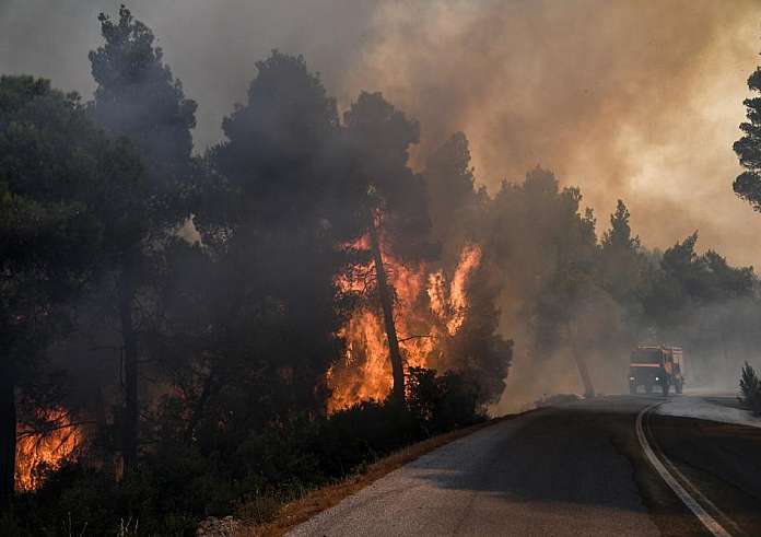Έβρος: Μαίνεται για 13η ημέρα το πύρινο μέτωπο της Δαδιάς - Γιατί δεν σβήνει η πυρκαγιά
