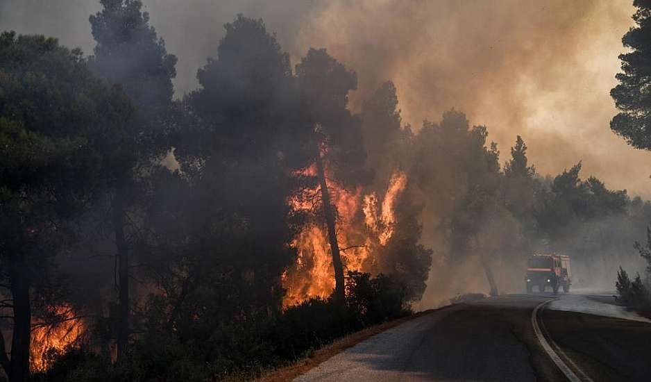 Έβρος: Μαίνεται για 13η ημέρα το πύρινο μέτωπο της Δαδιάς - Γιατί δεν σβήνει η πυρκαγιά