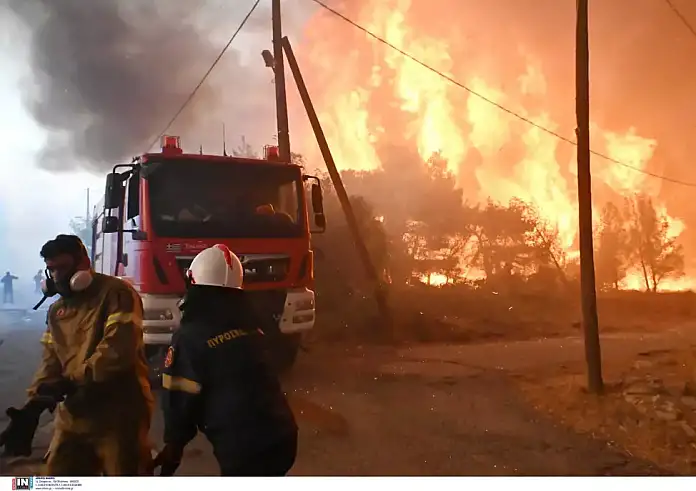Σε πύρινο κλοιό η χώρα: Τραγωδία με νεκρούς μετανάστες στoν Έβρο - Μάχη με τις φλόγες σε Ασπρόπυργο, Ροδόπη, Καβάλα