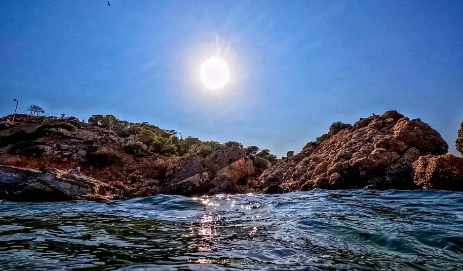 Καιρός: 30 βαθμοί και αφρικανική σκόνη το Σαββατοκύριακο