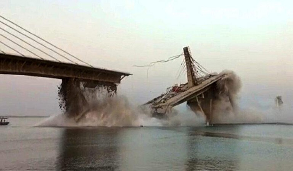 Ινδία: Γέφυρα κατέρρευσε για δεύτερη φορά μέσα σε ένα χρόνο
