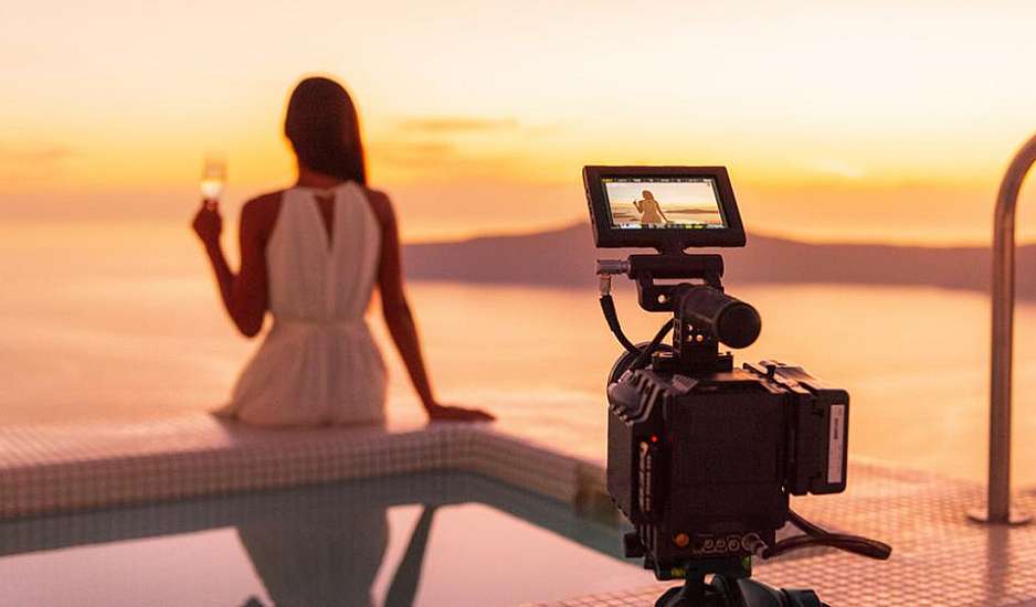Στο «μικροσκόπιο» της ΑΑΔΕ οι influencers – Τι ελέγχεται και πόσα κερδίζουν ανά ανάρτηση