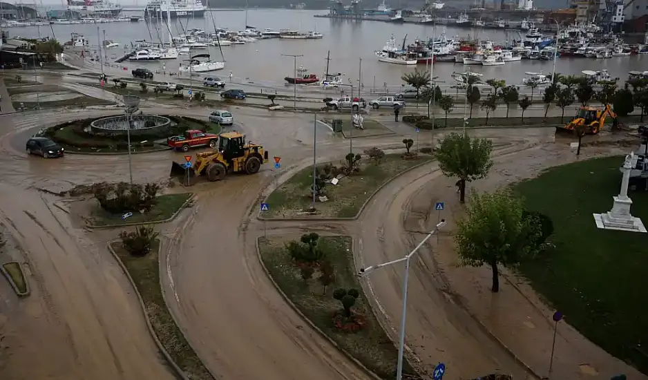 Δημοσκόπηση Alco: Τι ζητούν οι πολίτες από τον Κασσελάκη – Η διαφορά ΝΔ- ΣΥΡΙΖΑ και η απογοήτευση από τον κρατικό μηχανισμό