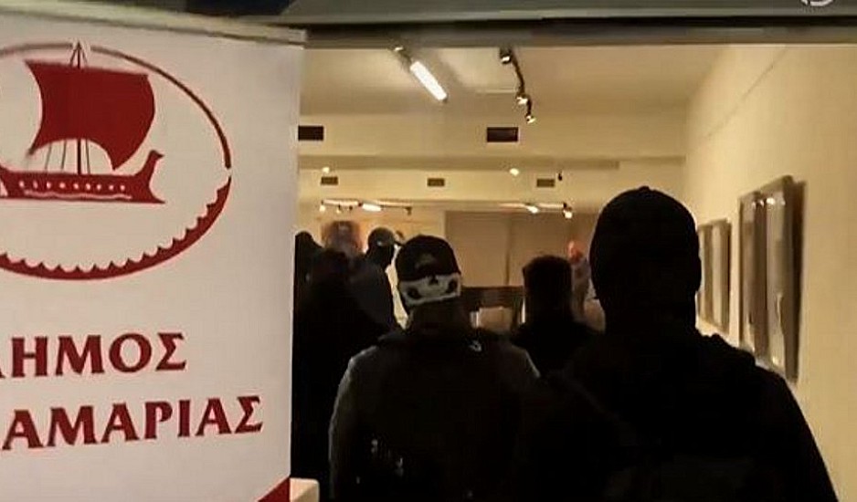 Θεσσαλονίκη: Παρέμβαση εισαγγελέα για την εισβολή χρυσαυγιτών σε έκθεση καλλιτέχνη
