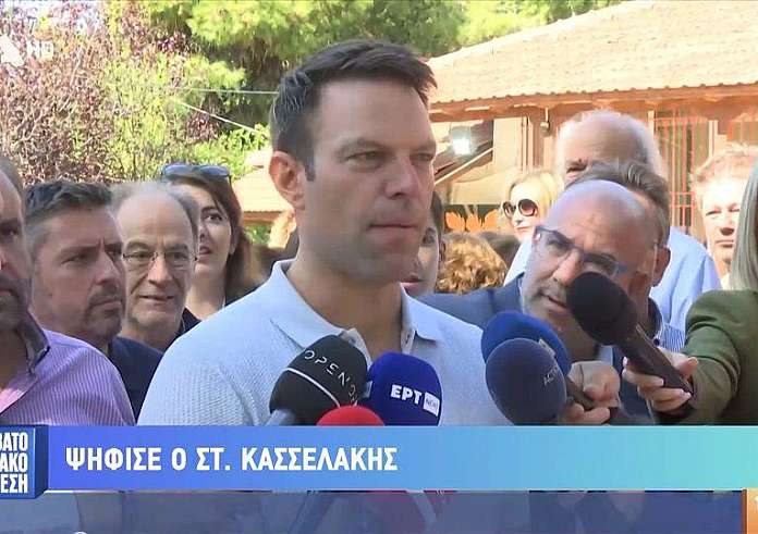 Στέφανος Κασσελάκης: Ψήφισε στην Εκάλη -  Οι Έλληνες να ψηφίσουν για ένα πιο δίκαιο κράτος