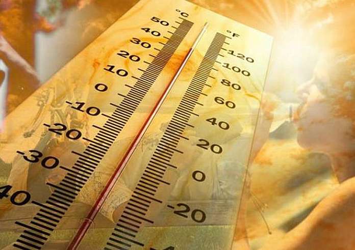 Στους 45 βαθμούς η χώρα από τον καύσωνα. Το έκτακτο δελτίο της ΕΜΥ