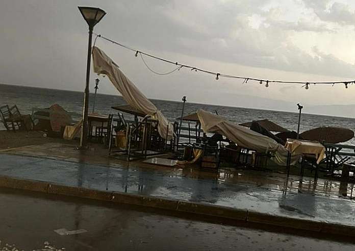 Καταστροφές από μπουρίνι σε περιοχές της Καβάλας και των Σερρών