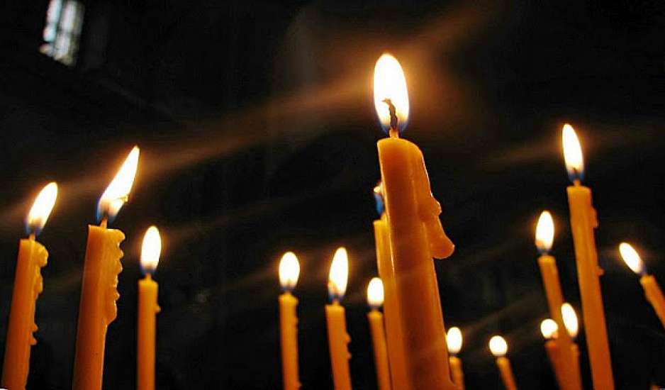 Χαλκίδα: Σε κλίμα οδύνης η κηδεία του 43χρονου που δολοφονήθηκε από την 39χρονη στην Χαλκίδα