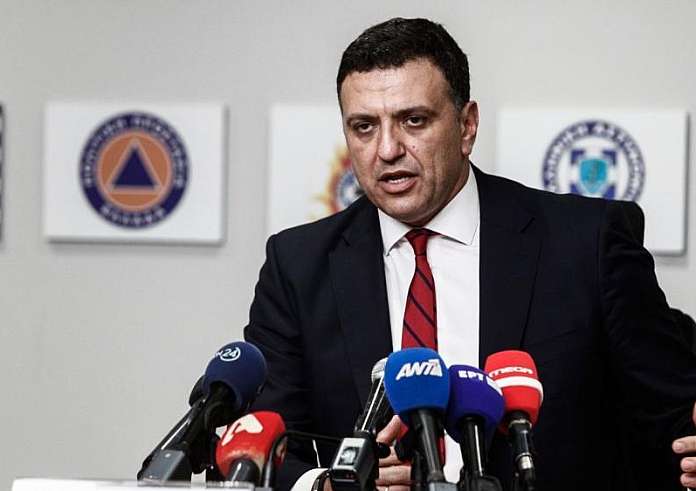 Οργισμένο μήνυμα Κικίλια στους εμπρηστές: «Εγκληματείτε, δεν θα γλιτώσετε» - Σύλληψη και προσαγωγές υπόπτων