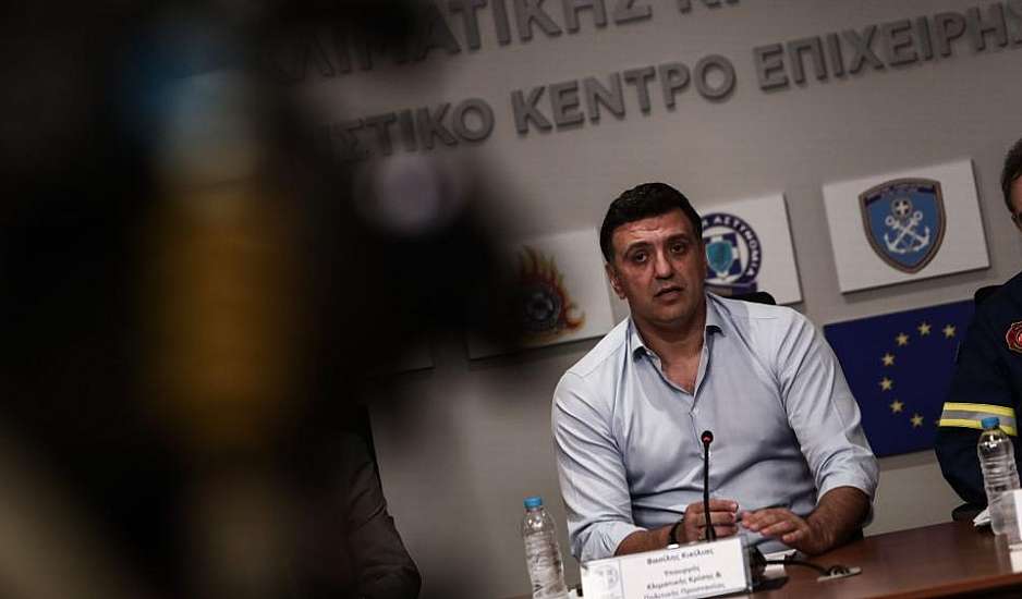 Ο Βασίλης Κικίλιας αρνείται το ρόλο της Ιφιγένειας και αμύνεται