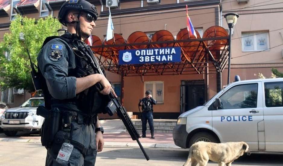 Επεισόδια και τραυματισμοί στην πόλη Ζβέτσαν στο βόρειο Κόσοβο