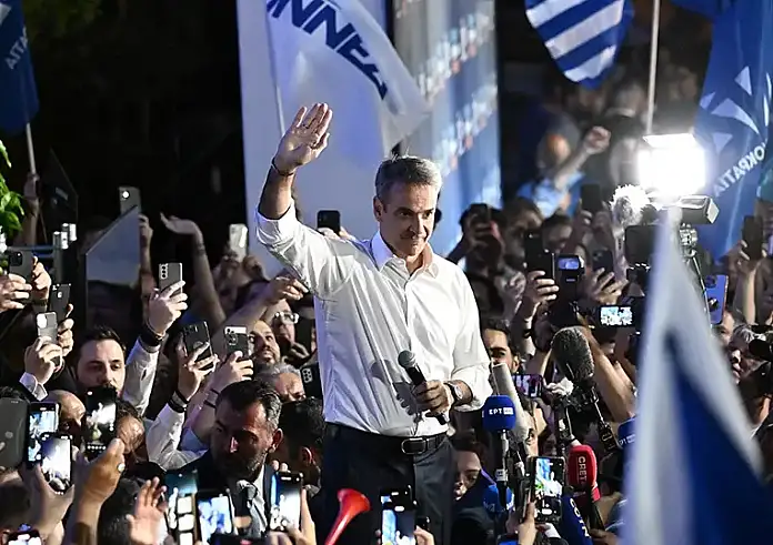 Κυριάκος Μητσοτάκης: «Σήμερα θα γιορτάσουμε και αύριο θα σηκώσουμε μανίκια»