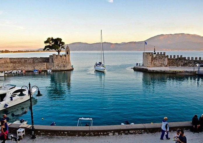 Ναύπακτος: Εκδρομή σε μία από τις αρχαιότερες και ομορφότερες πόλεις της Ελλάδας