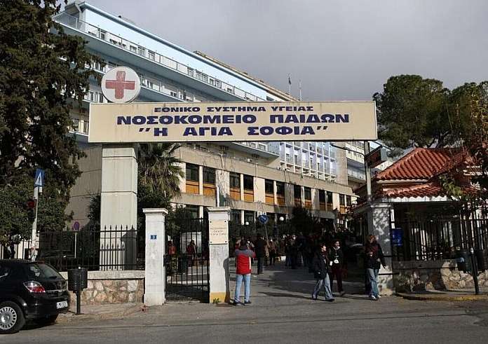 Γλυφάδα: Όχημα παρέσυρε 14χρονη μόλις κατέβηκε από σχολικό στη Βουλιαγμένης