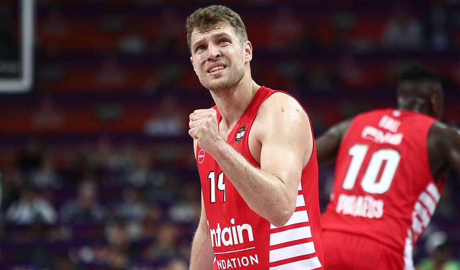 Final Four 2025: Οπαδοί του Παναθηναϊκόυ φώναξαν στον Βεζένκοβ ειρωνικά MVP, MVP - Η αντίδραση του παίκτη