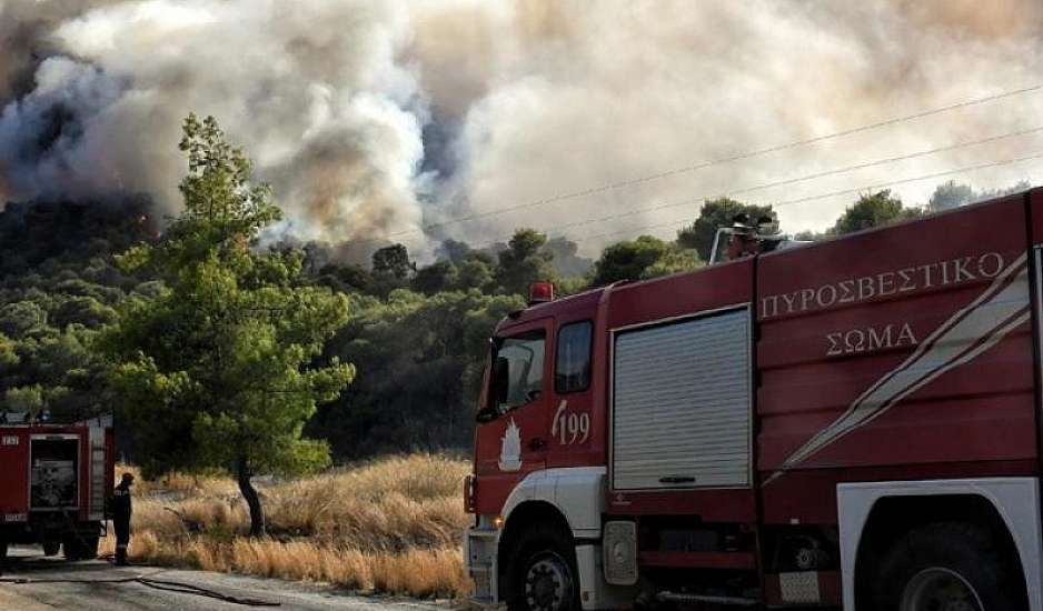 Ακραίος κίνδυνος πυρκαγιάς την Τρίτη - Στο «κόκκινο» έξι περιοχές