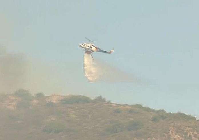 Φωτιά σε Ρόδο, Κάρυστο, Αίγιο και Κέρκυρα: Μήνυμα 112 σε Γεννάδι και Βάτι – Εκκενώνεται το Ασκληπιείο