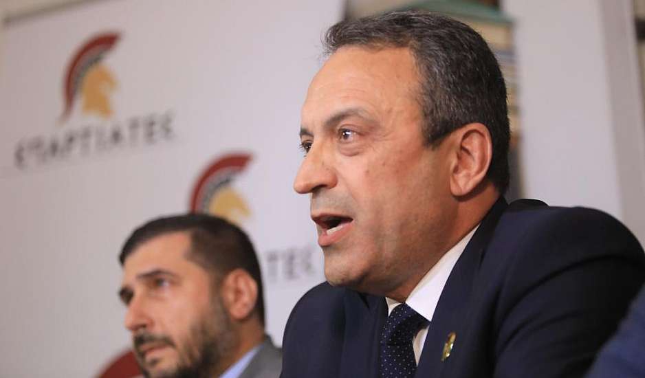 Στίγκας μετά το αντάρτικο 9 βουλευτών υπέρ Κασιδιάρη: Όποιος θέλει να φύγει, ας φύγει