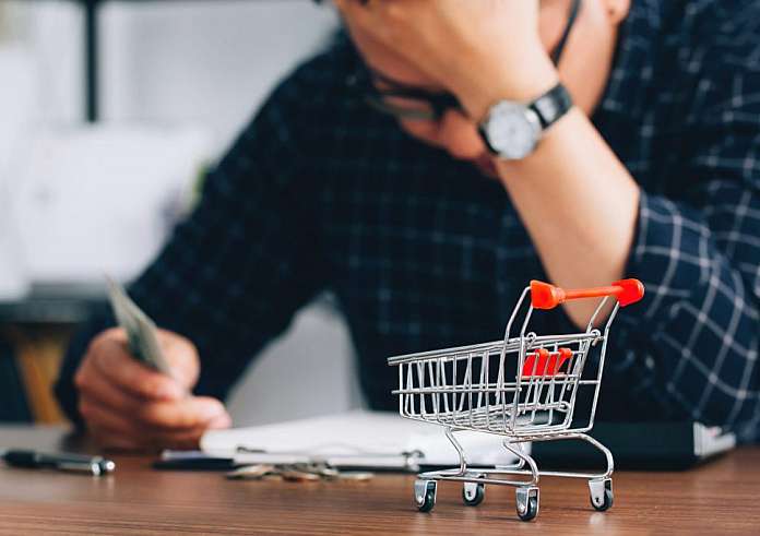 Σούπερ μάρκετ: Μειώσεις έως 35% στα τυριά – Στα ράφια οι πρώτες σημάνσεις με χαμηλότερες τιμές